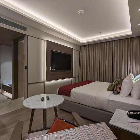 Boulevard 9 Luxury Resort & Spa Nadiād Exteriér fotografie
